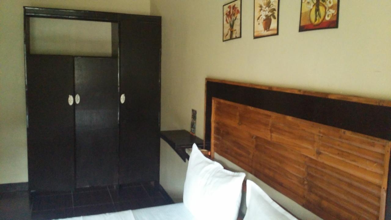 Casa Mia Resort Puerto Galera Ngoại thất bức ảnh