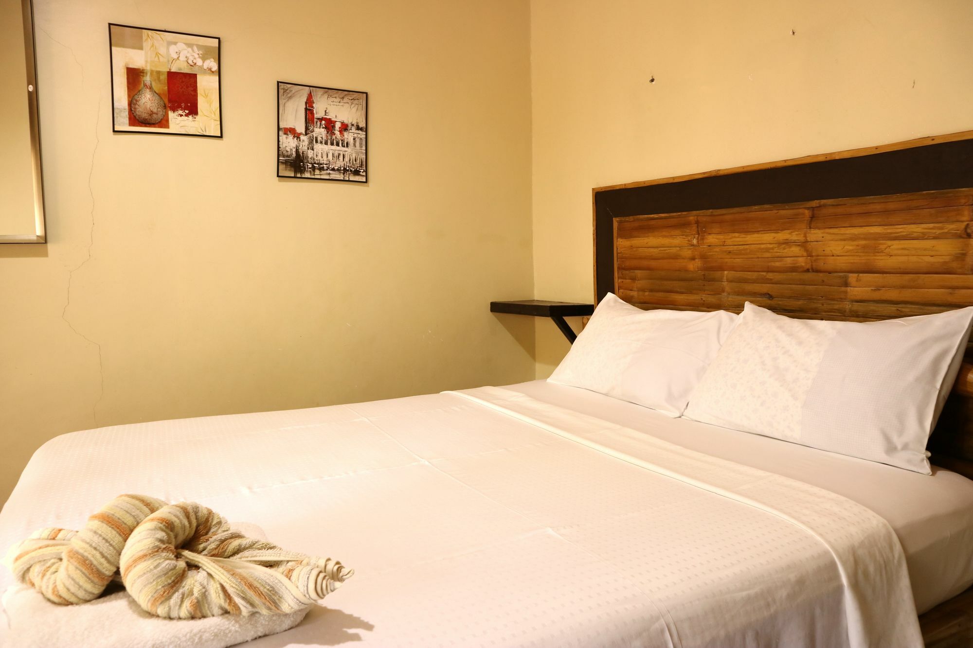 Casa Mia Resort Puerto Galera Ngoại thất bức ảnh